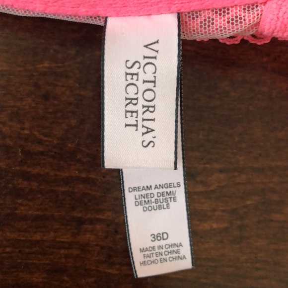 Victoria’s Secret Dream Angels lined Demi bra - Picture 6 of 6